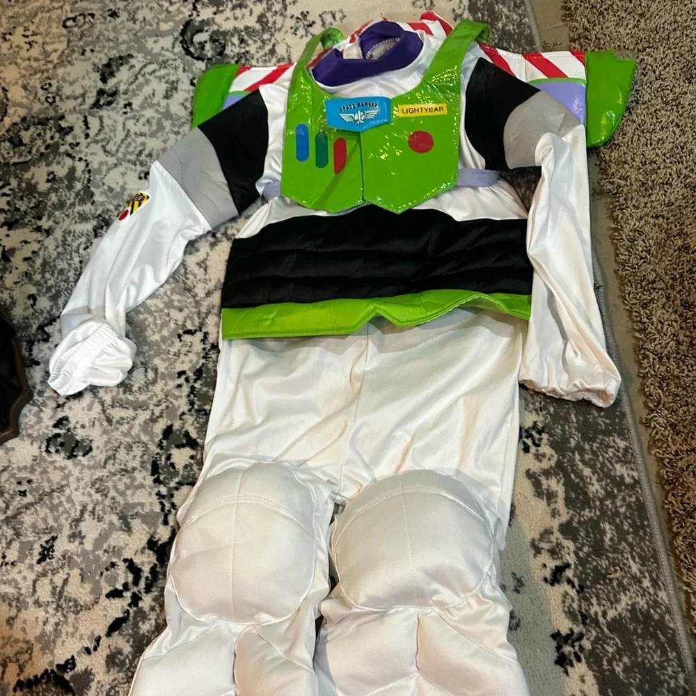 Disney Buzz Lightyear Costume in Purple, Green, White